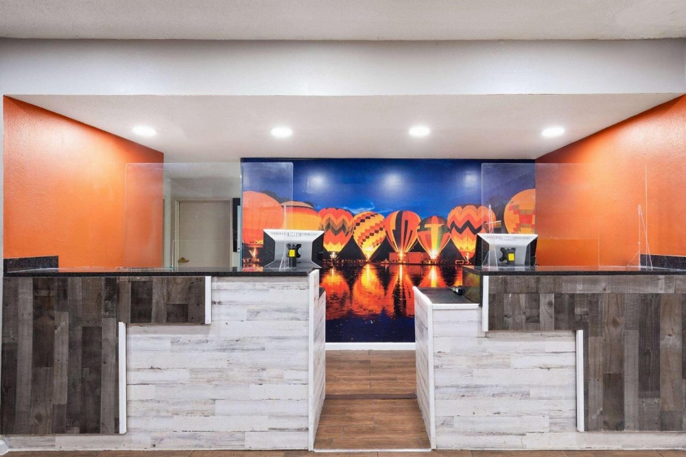 La Quinta Inn & Suites by Wyndham Decatur